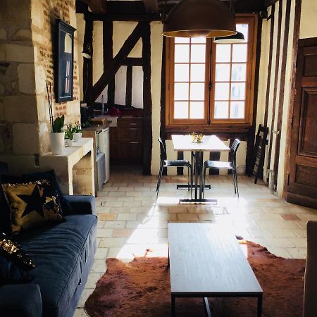 Appartement Dans Immeuble 15 Eme Siecles Vieux Тур Екстер'єр фото